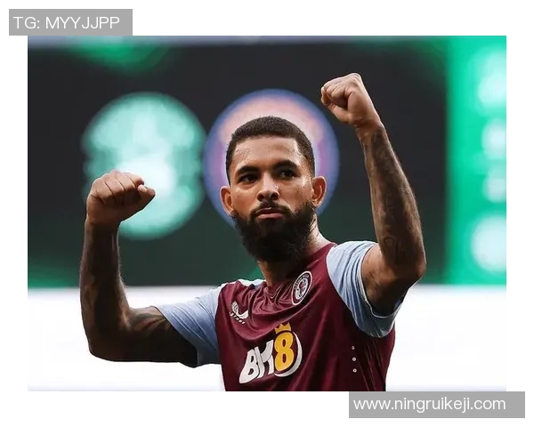 世界足坛最帅球星维拉是谁 他在场内外的魅力与影响力分析