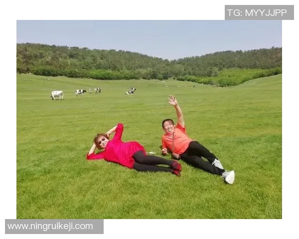 足球明星夫妻携手共筑幸福人生 在绿茵场外的真挚感情故事