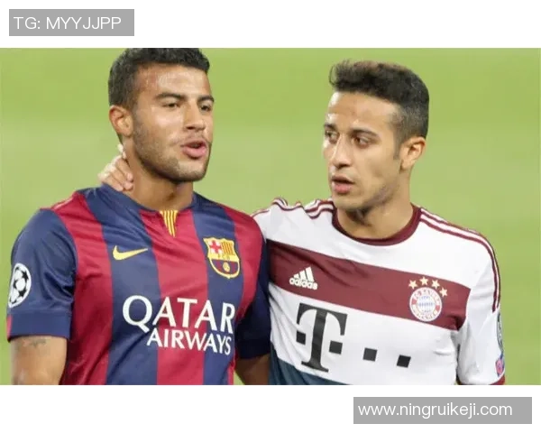 帕尼尼球星卡足球肥包全新发布限量版，收藏爱好者必备珍藏套装